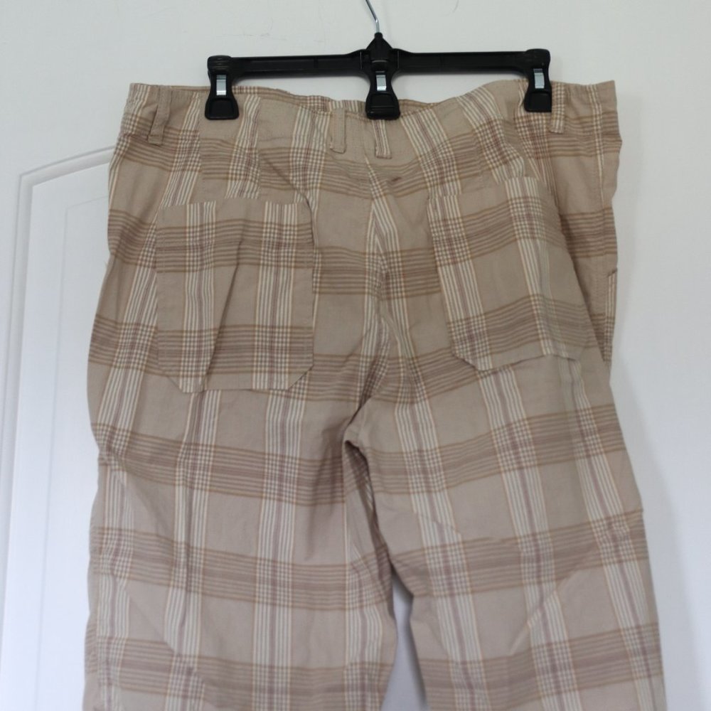 Women's Mango Isle Shorts Size 12 - Picture 6 of 11